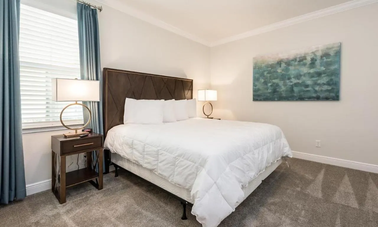 Wonderful 13 Bdrm With Private Theater At Reunion Casa de Férias