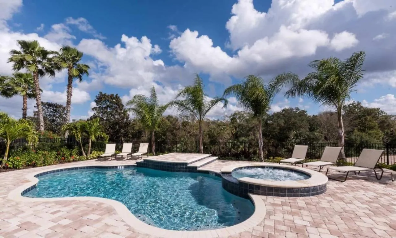 Holiday home Spacious 13 Bdrm Oasis With Large Pool And Deck At Reunion *