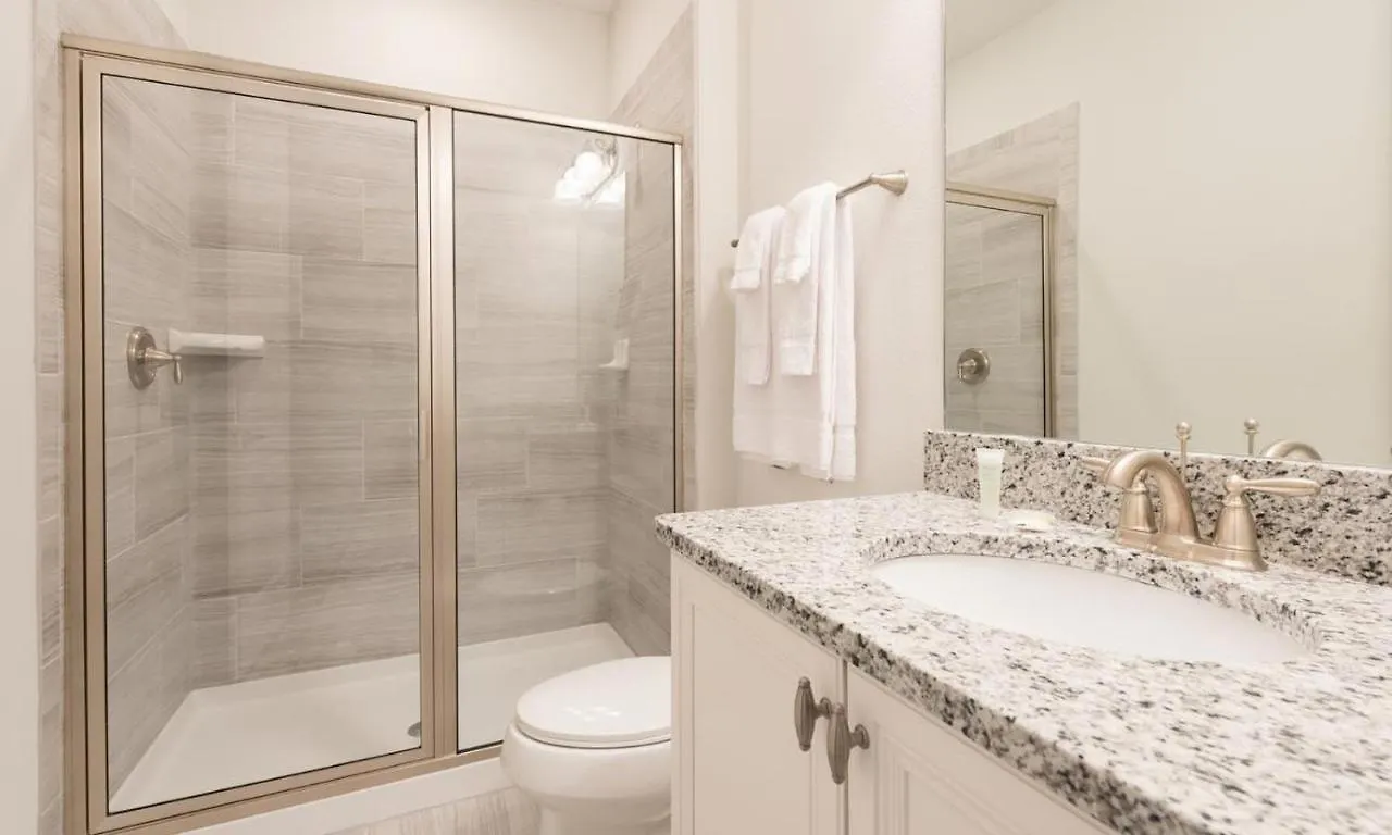 Casa de Férias Wonderful 13 Bdrm With Private Theater At Reunion Kissimmee