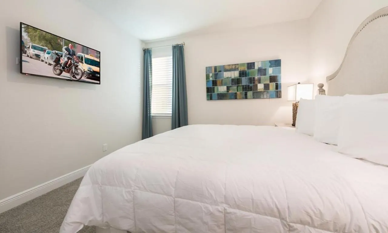 Wonderful 13 Bdrm With Private Theater At Reunion Casa de Férias Kissimmee