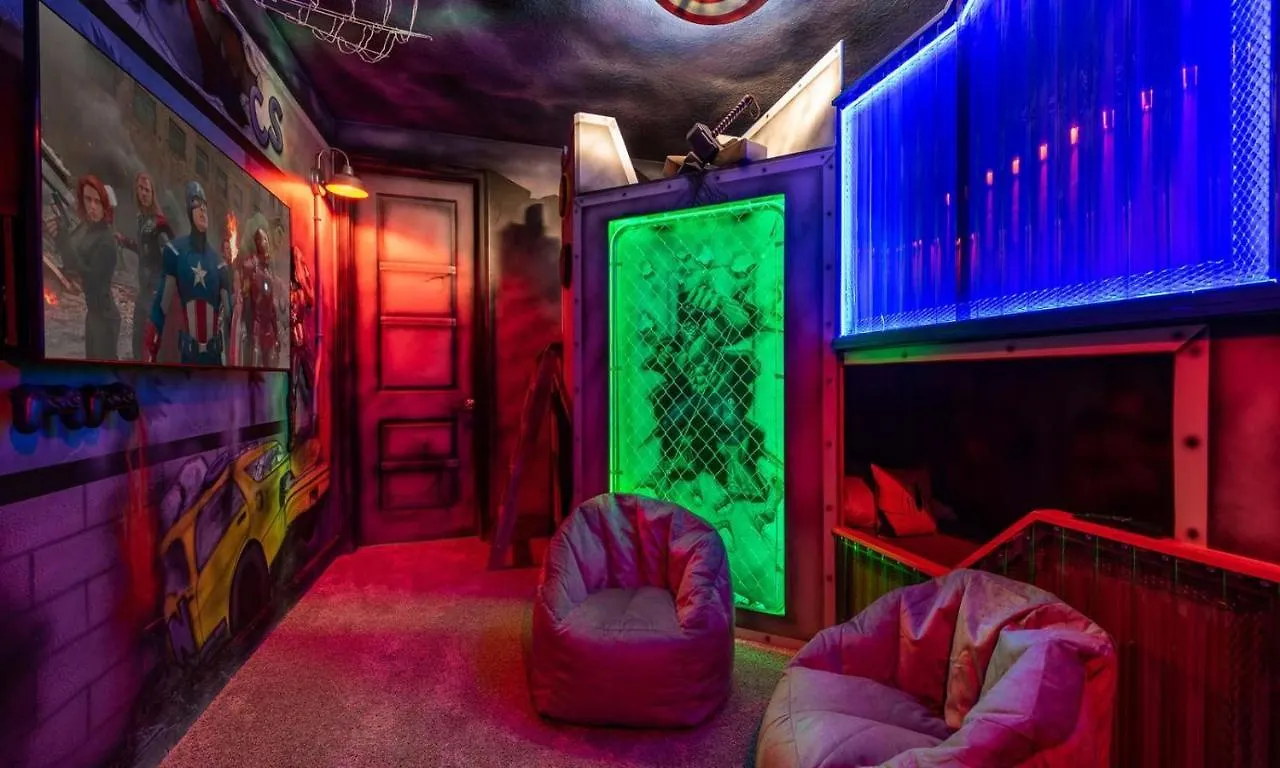 Magical 6 Bdrm With Themed Bedrooms At Reunion