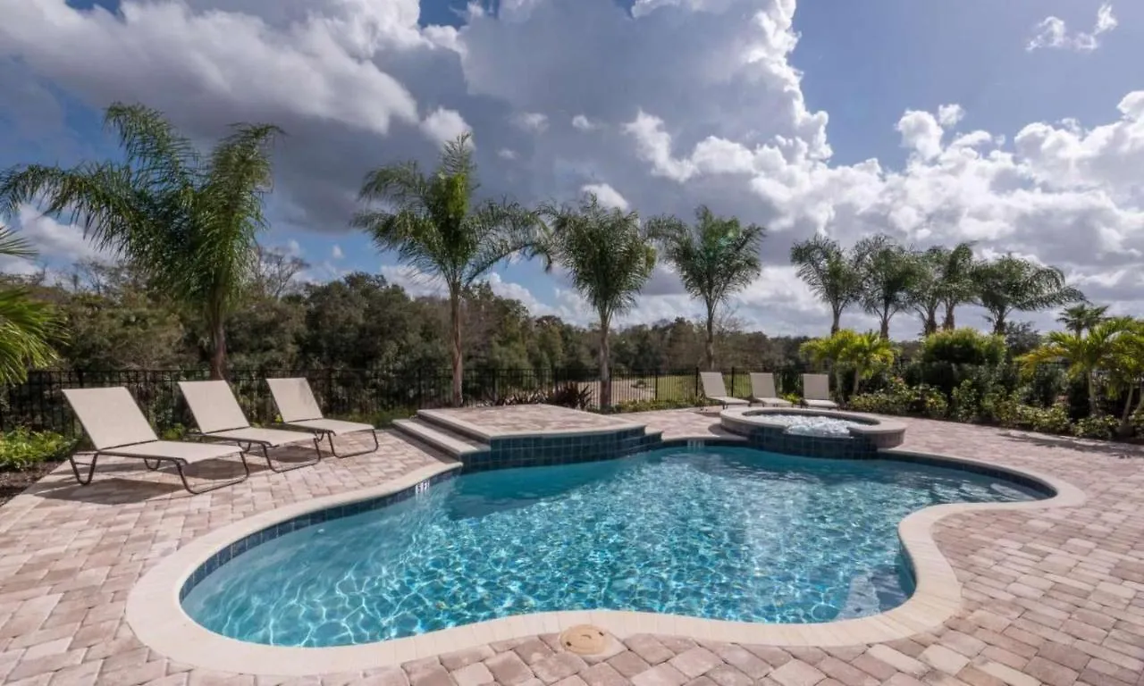 Spacious 13 Bdrm Oasis With Large Pool And Deck At Reunion Holiday home Kissimmee