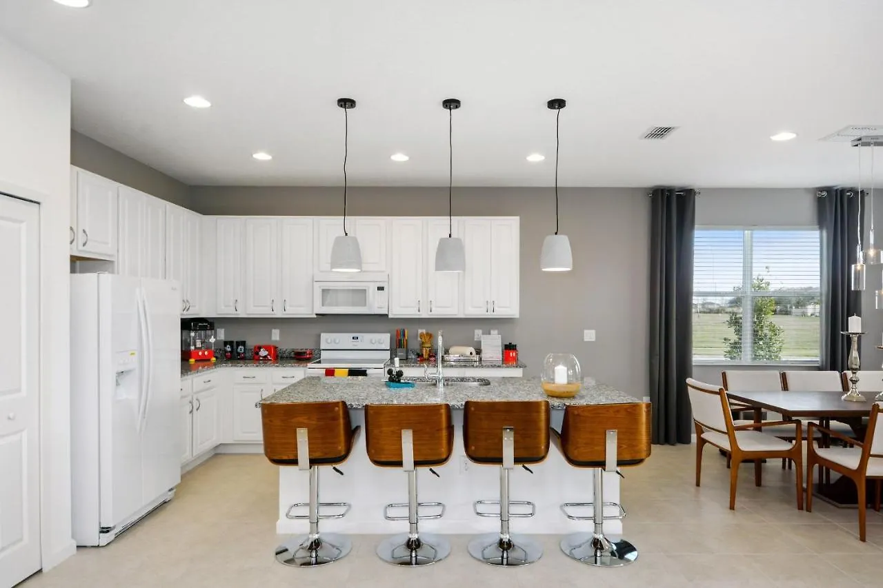 5br 5bath Pvt Bbq Pool 15min 3056ft