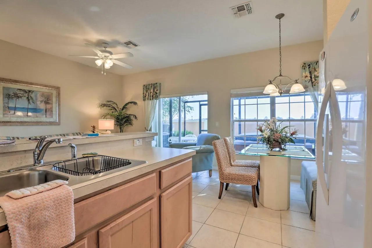 Family Townhome With Amenity Access! Vakantiehuis *