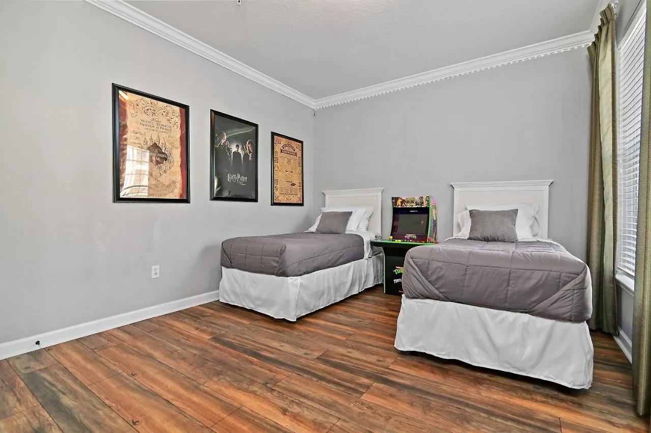 Minutes From Disney, Universal And More! Apartment