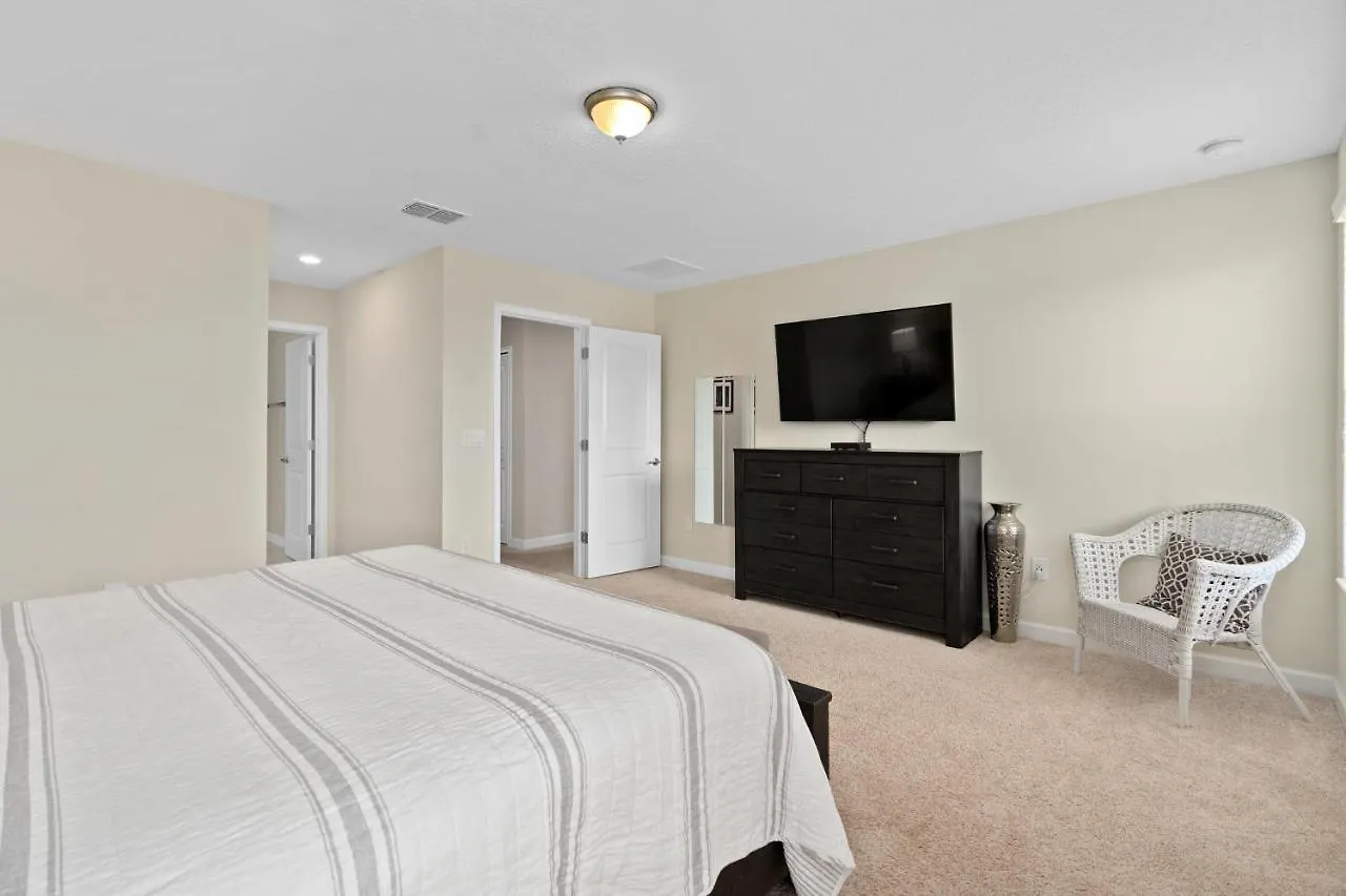 Storey -6 Bedrooms Luxury W-pool & Dom wakacyjny *