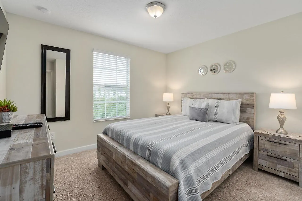 Storey -6 Bedrooms Luxury W-pool & Dom wakacyjny