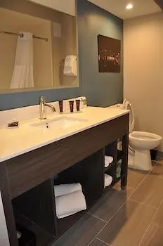 Otel Grand Kissimmee At Celebration - Shuttle To Theme Parks