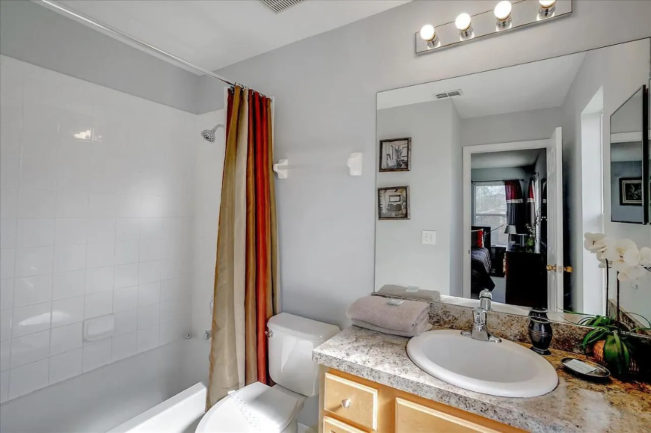Excellent 7 Bedroom Eir Vacation - Private Pool