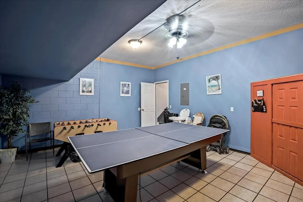 Excellent 7 Bedroom Eir Vacation - Private Pool