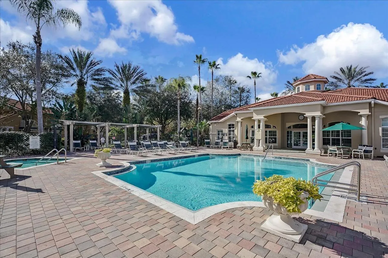 Excellent 7 Bedroom Eir Vacation - Private Pool