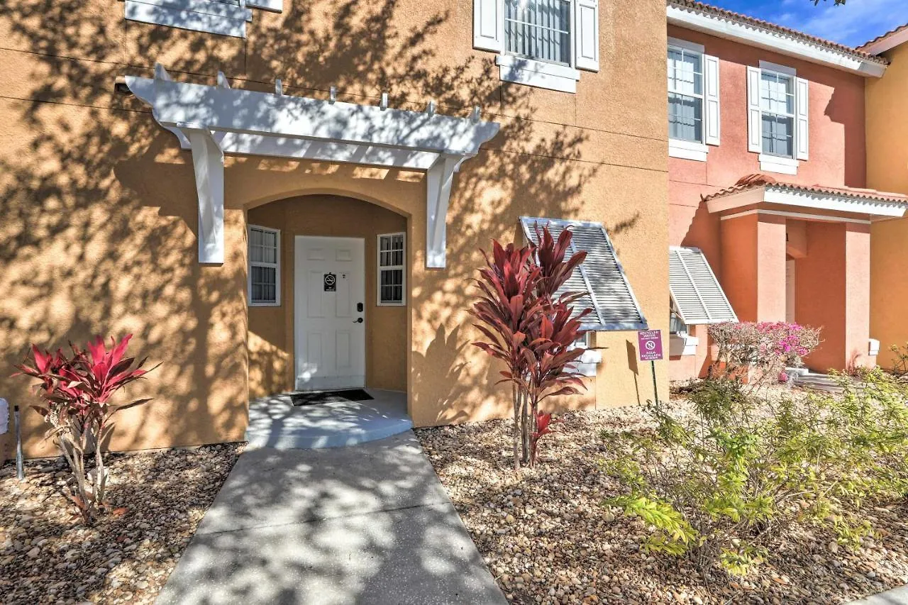 Family-friendly Lake Berkeley Home! *