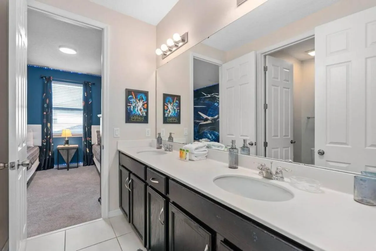 Vila Modern Solara With Pool, 7bd