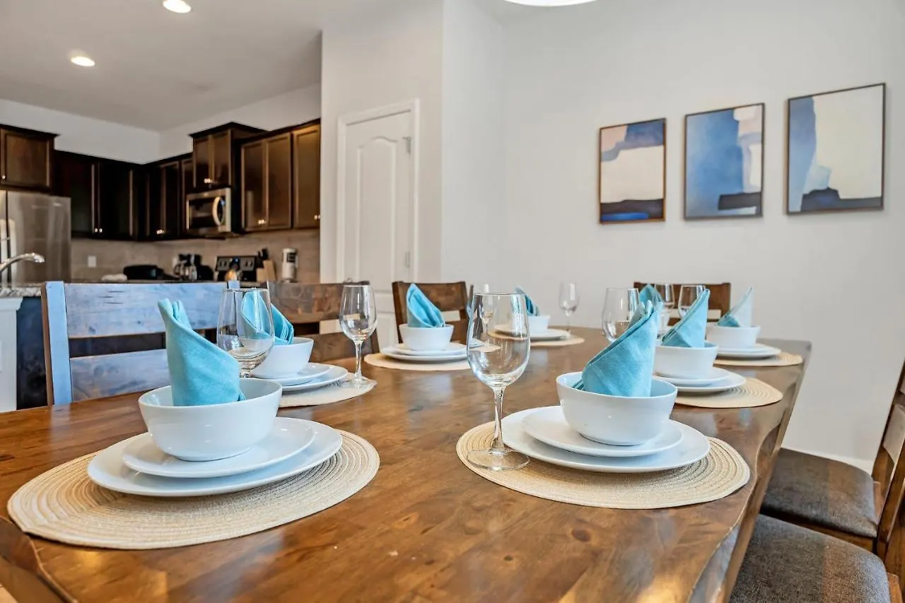 Stunning Modern Family Villa, Pool & Jacuzzi With Private View, Themed Bedrooms! Four Corners