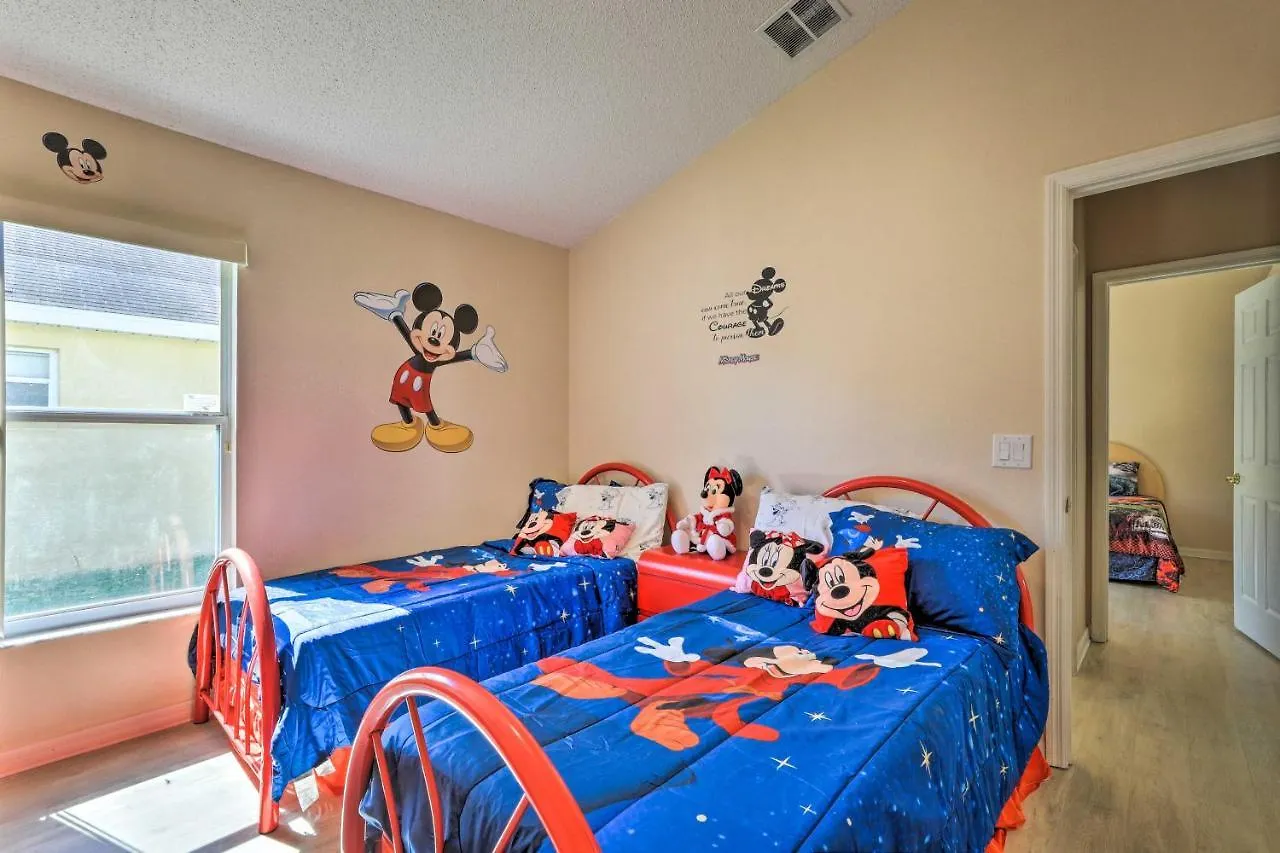 With Private Pool About 4 Mi To Disney! 基西米
