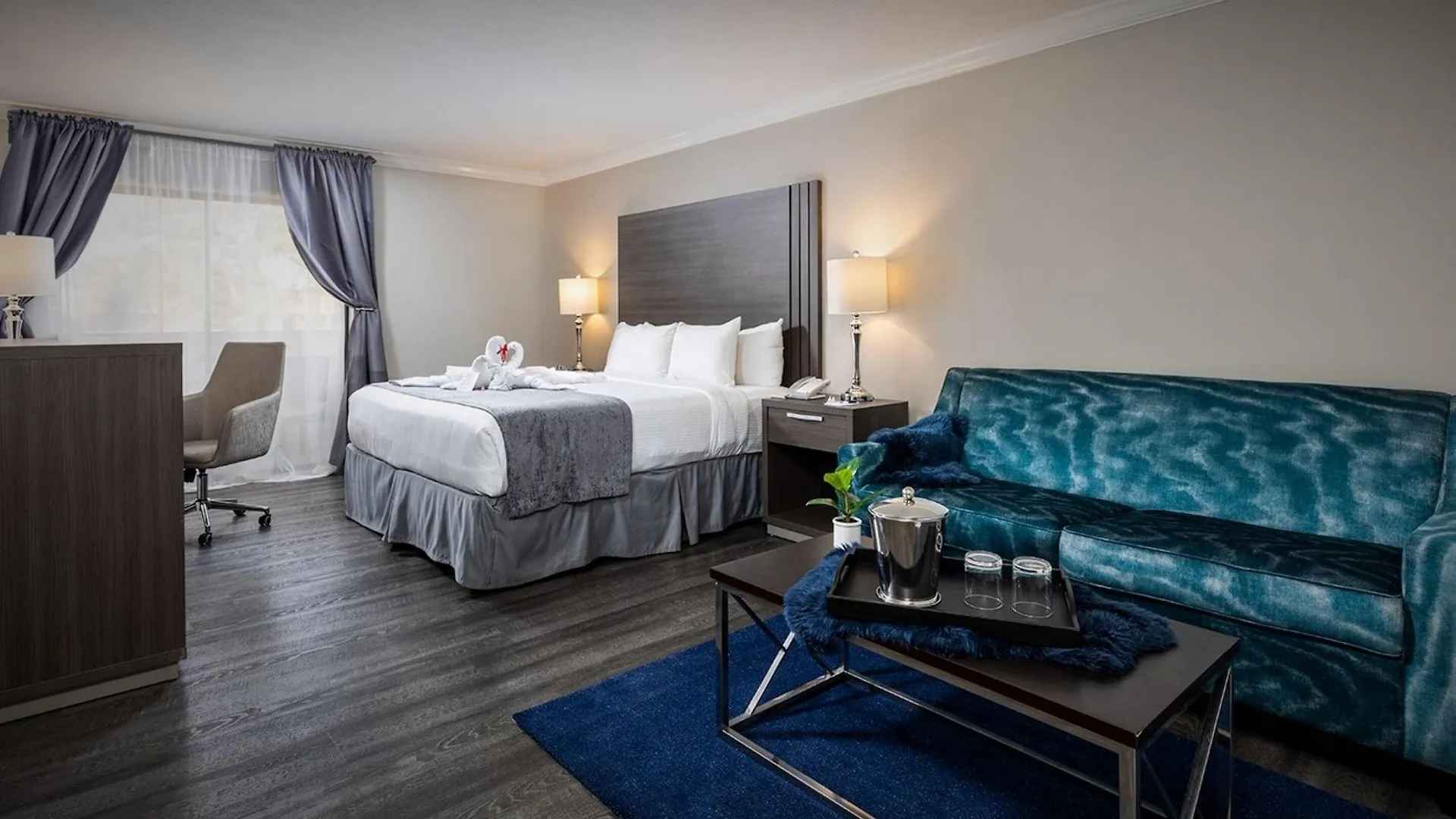 Palazzo Lakeside 3*