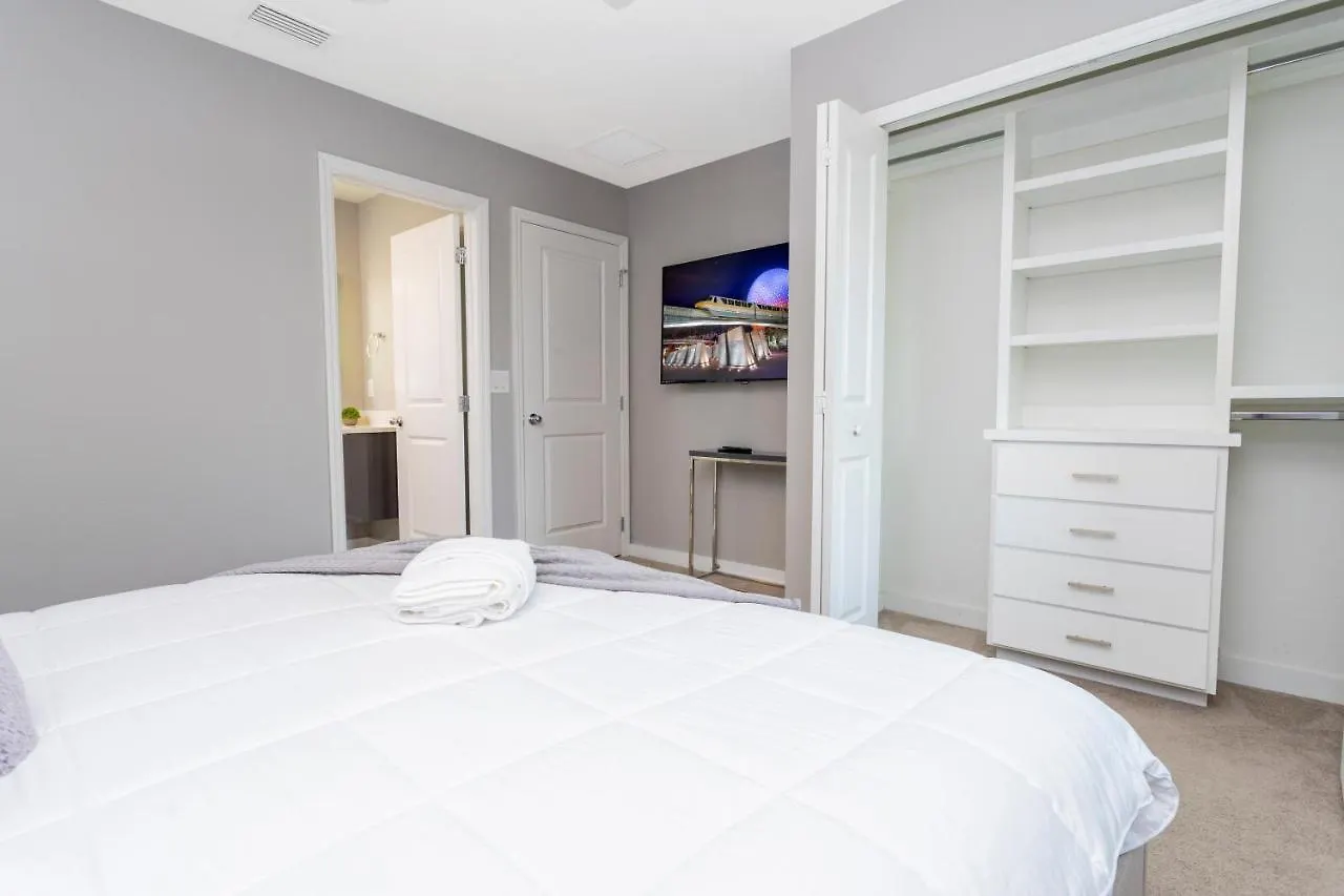 Fun Vacation Close To Disney And Outlets At Le Reve 4449 Holiday home