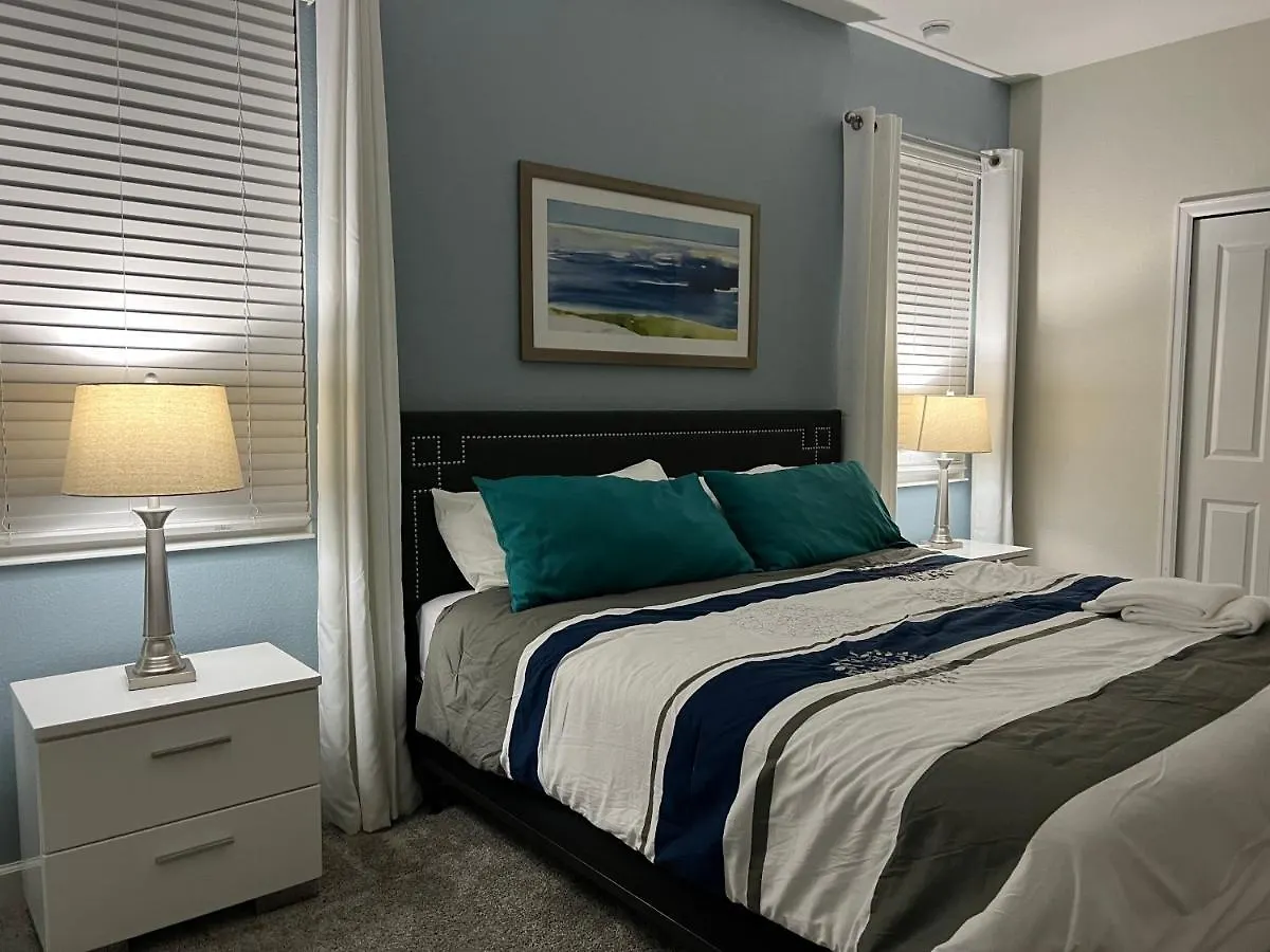 8 Bedrooms 5 Bathrooms And Theater Room, Golf Course View