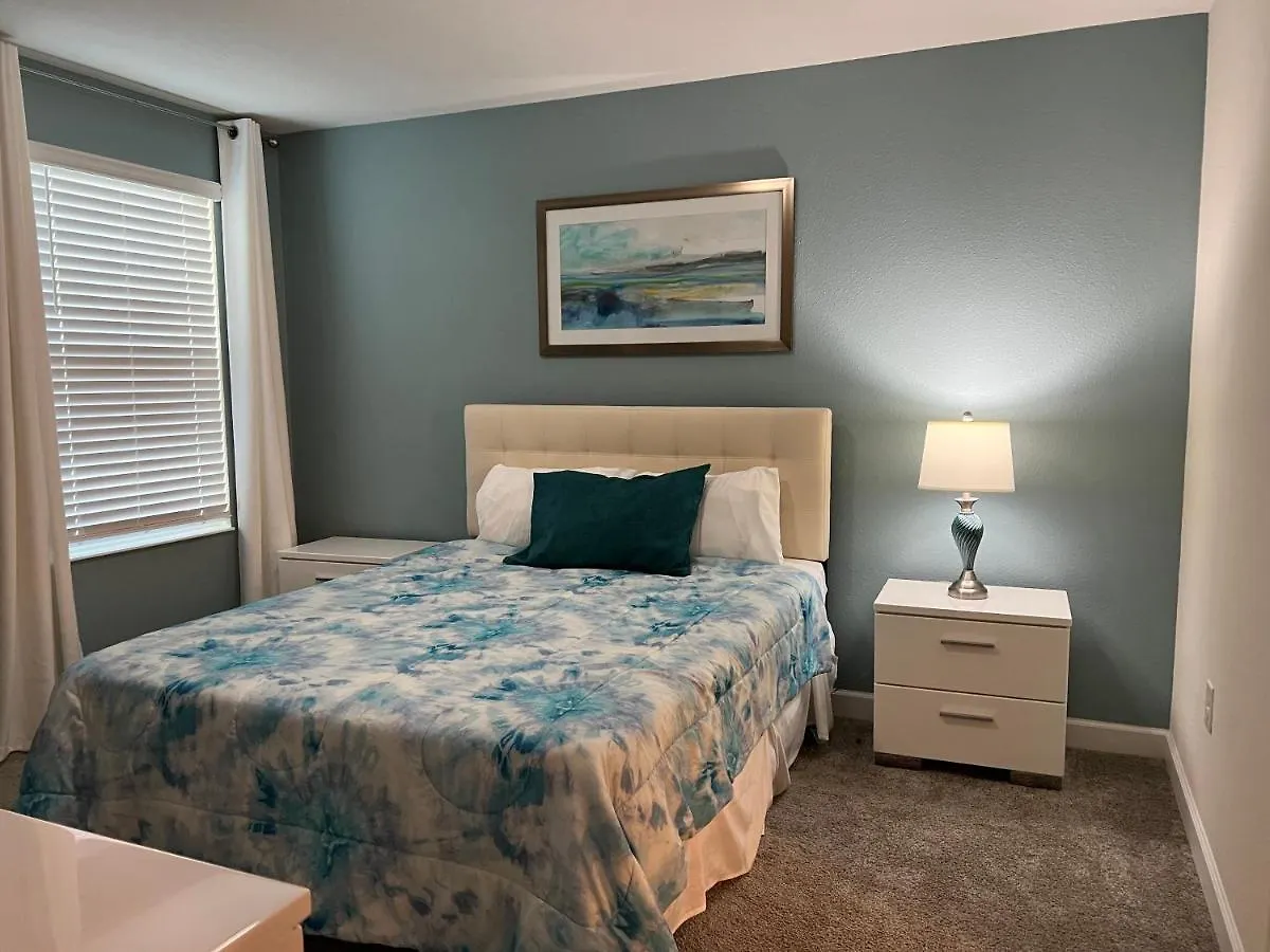 Villa 8 Bedrooms 5 Bathrooms And Theater Room, Golf Course View