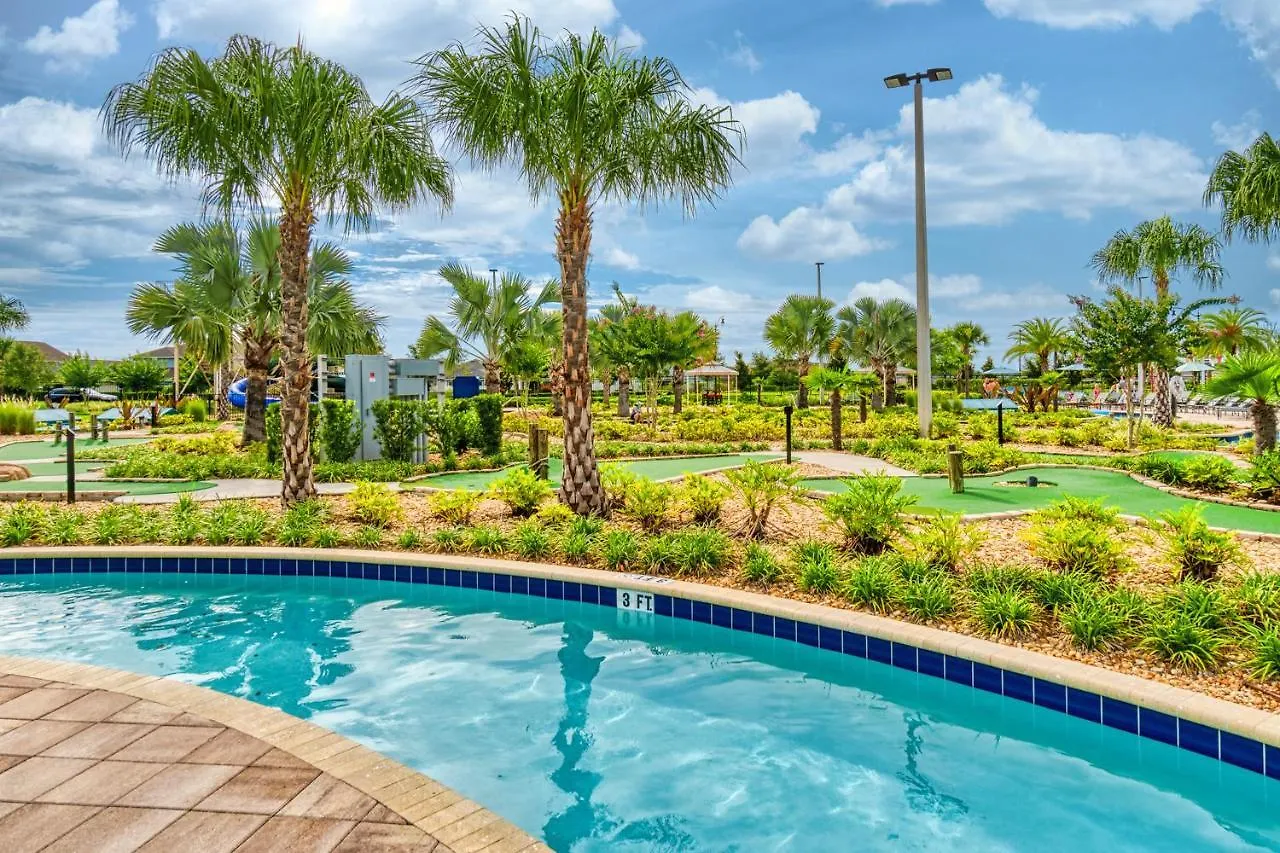 Pleasant Near With Private Pool Hunters Creek
