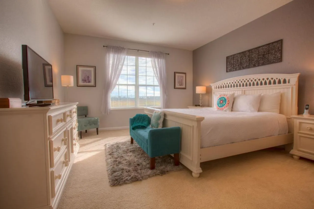 Apartment Stunning Lakeview Wprivate Balcony *