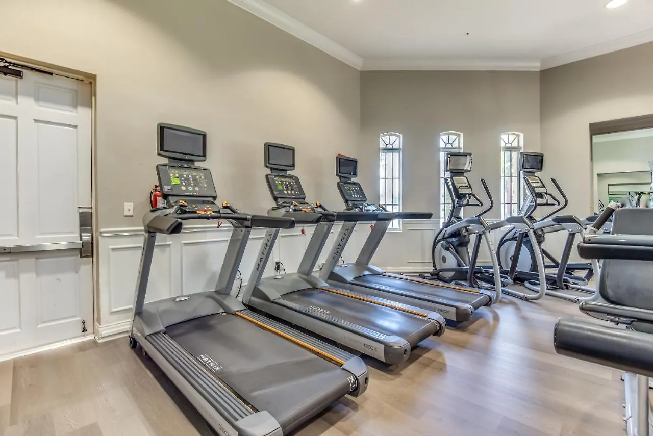 Stunning Lakeview Wprivate Balcony Kissimmee