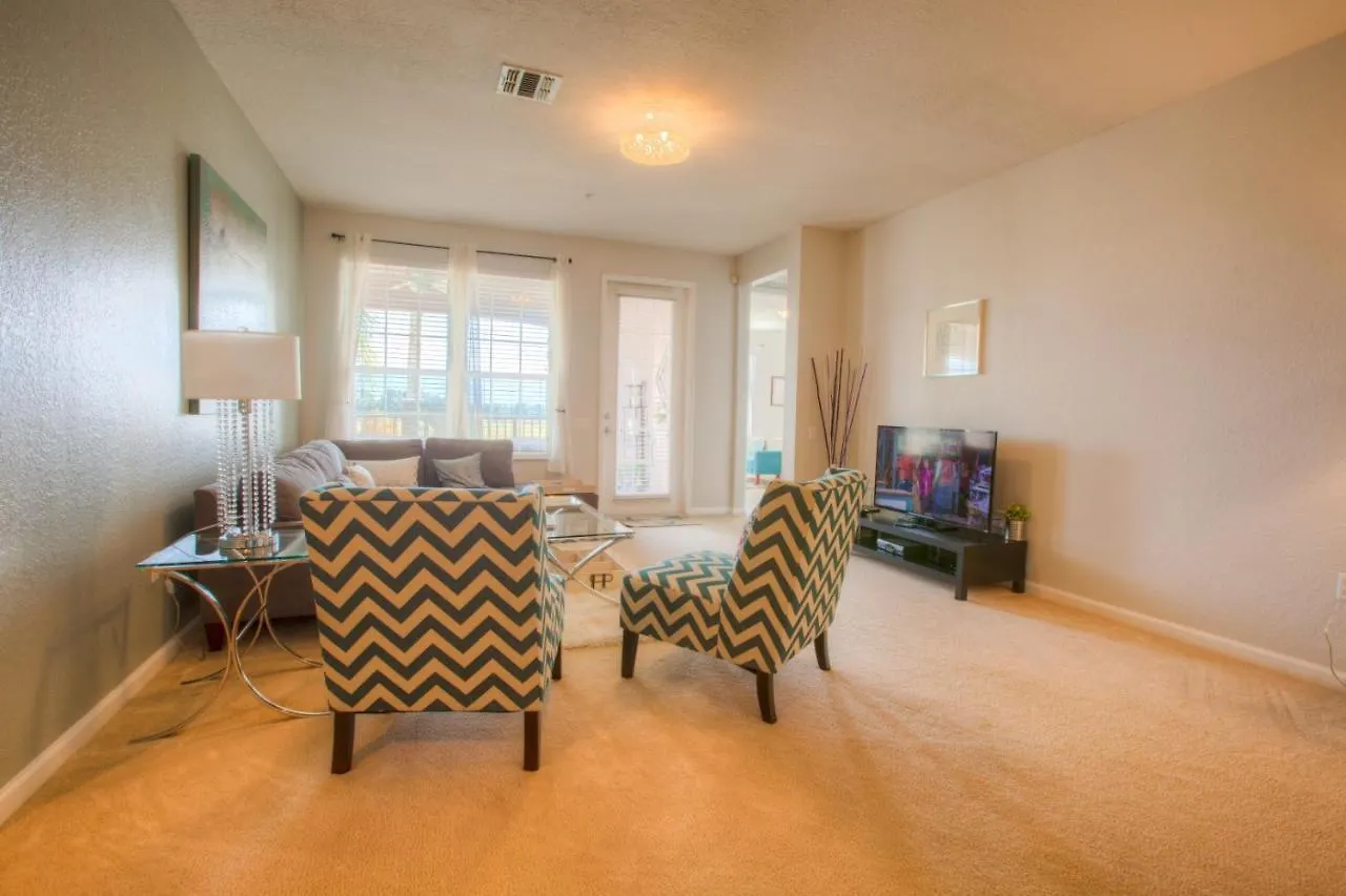 Stunning Lakeview Wprivate Balcony * Kissimmee