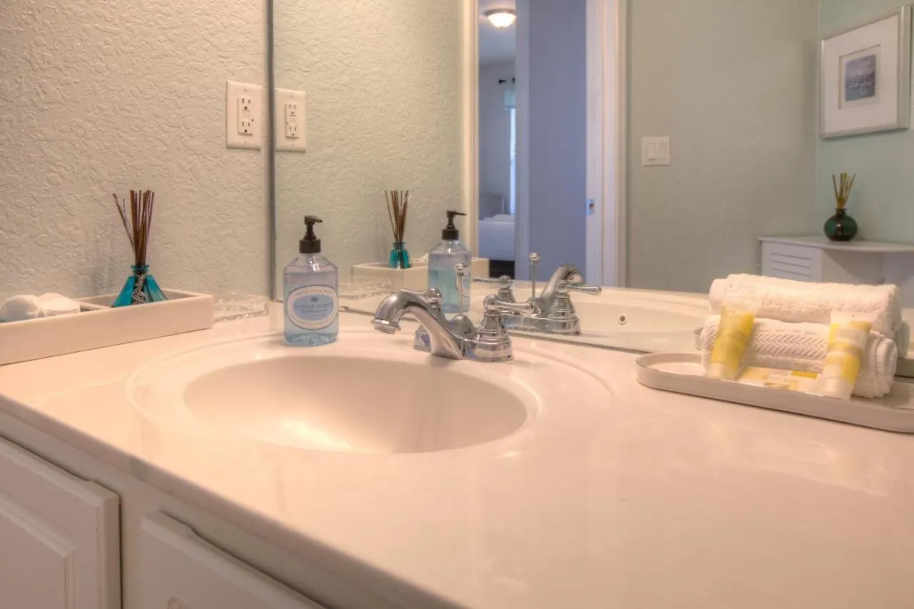 Apartment Stunning Lakeview Wprivate Balcony *
