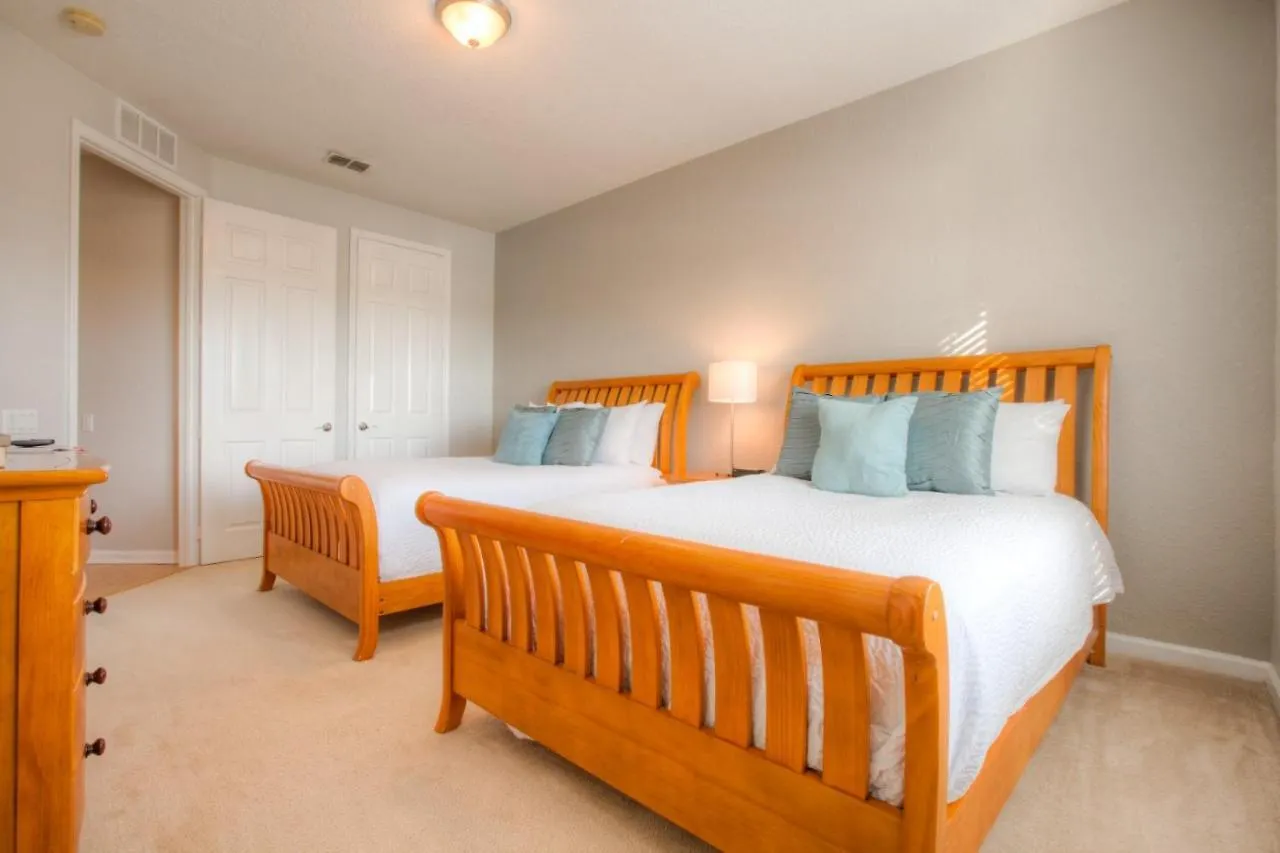 Apartment Stunning Lakeview Wprivate Balcony Kissimmee
