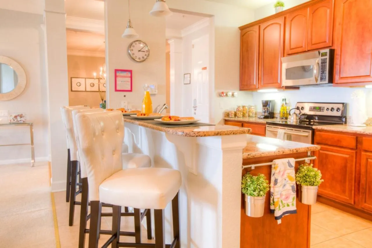 Apartment Stunning Lakeview Wprivate Balcony Kissimmee