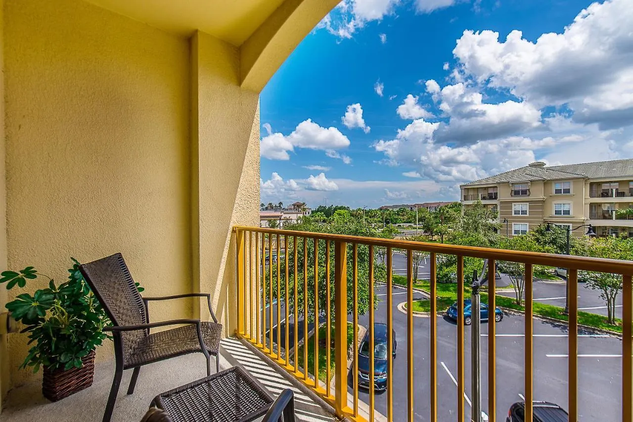 Beautiful Vista Cay Condo, Near *