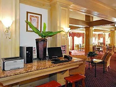 The Palms And Villa *