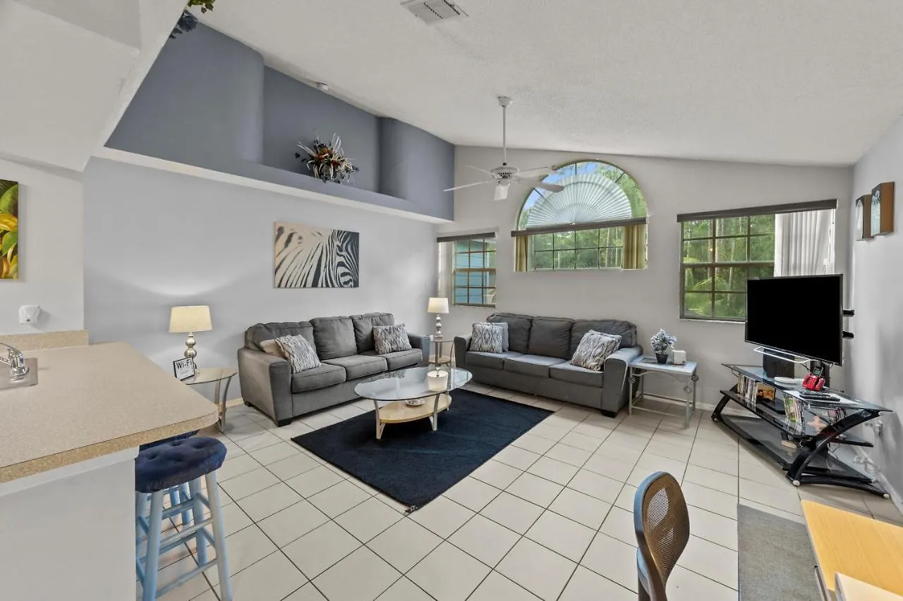 Mickey's Backyard Neighbor! 2 Bedrooms Kissimmee