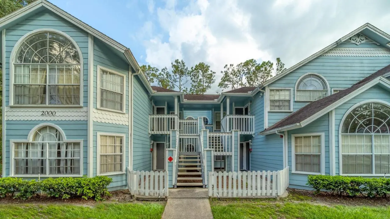 Mickey's Backyard Neighbor! 2 Bedrooms Holiday home