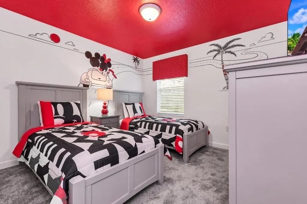 Monopoly Fun Storey 6 Bed Star Home! Villa