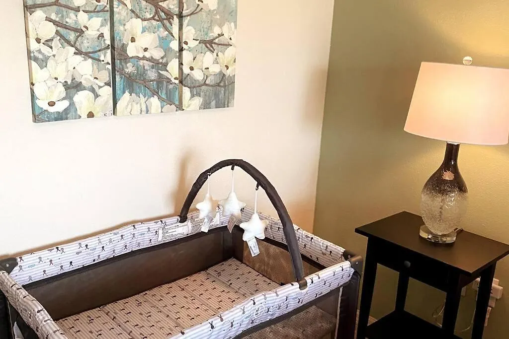 Дом отдыха Super Comfy And Spacious 3 Bedroom 10 Minutes From Disney, With Major Shopping 4 Minutes Away Киссимми