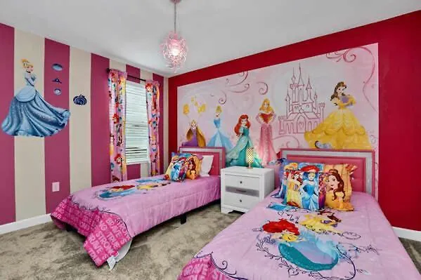 Magical Family 8min Disneyworld Pool/spa Sleeps 22 Holiday home *