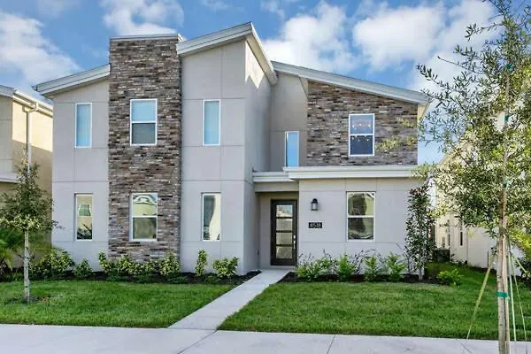 Holiday home Magical Family 8min Disneyworld Pool/spa Sleeps 22 Kissimmee