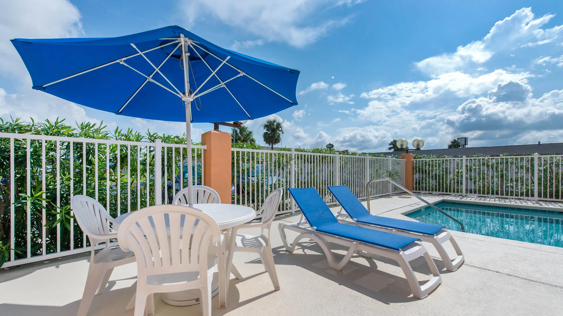 Comfort Kissimmee-lake Buena Vista South Inn 3*