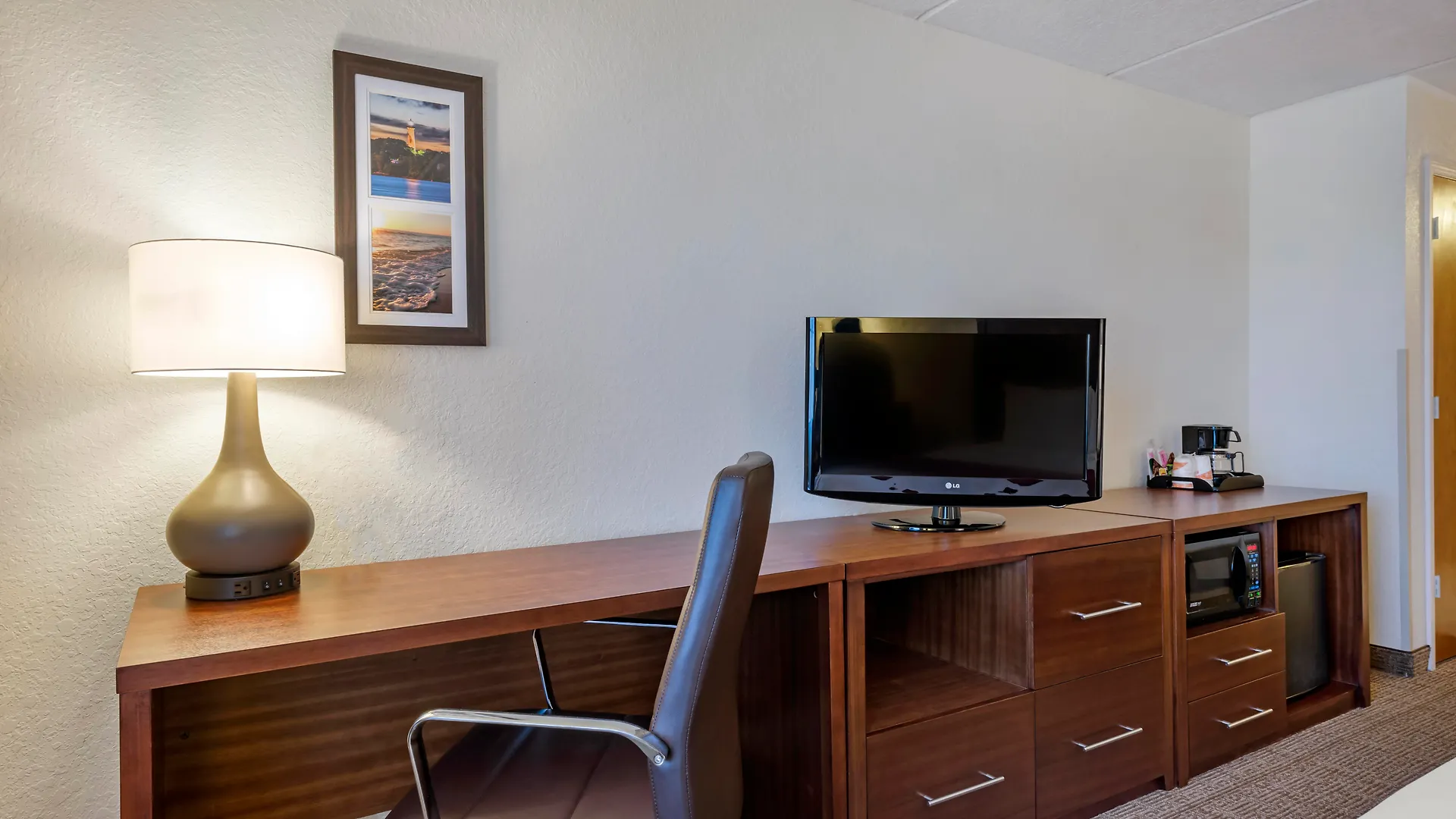 Comfort Kissimmee-lake Buena Vista South Inn 3*