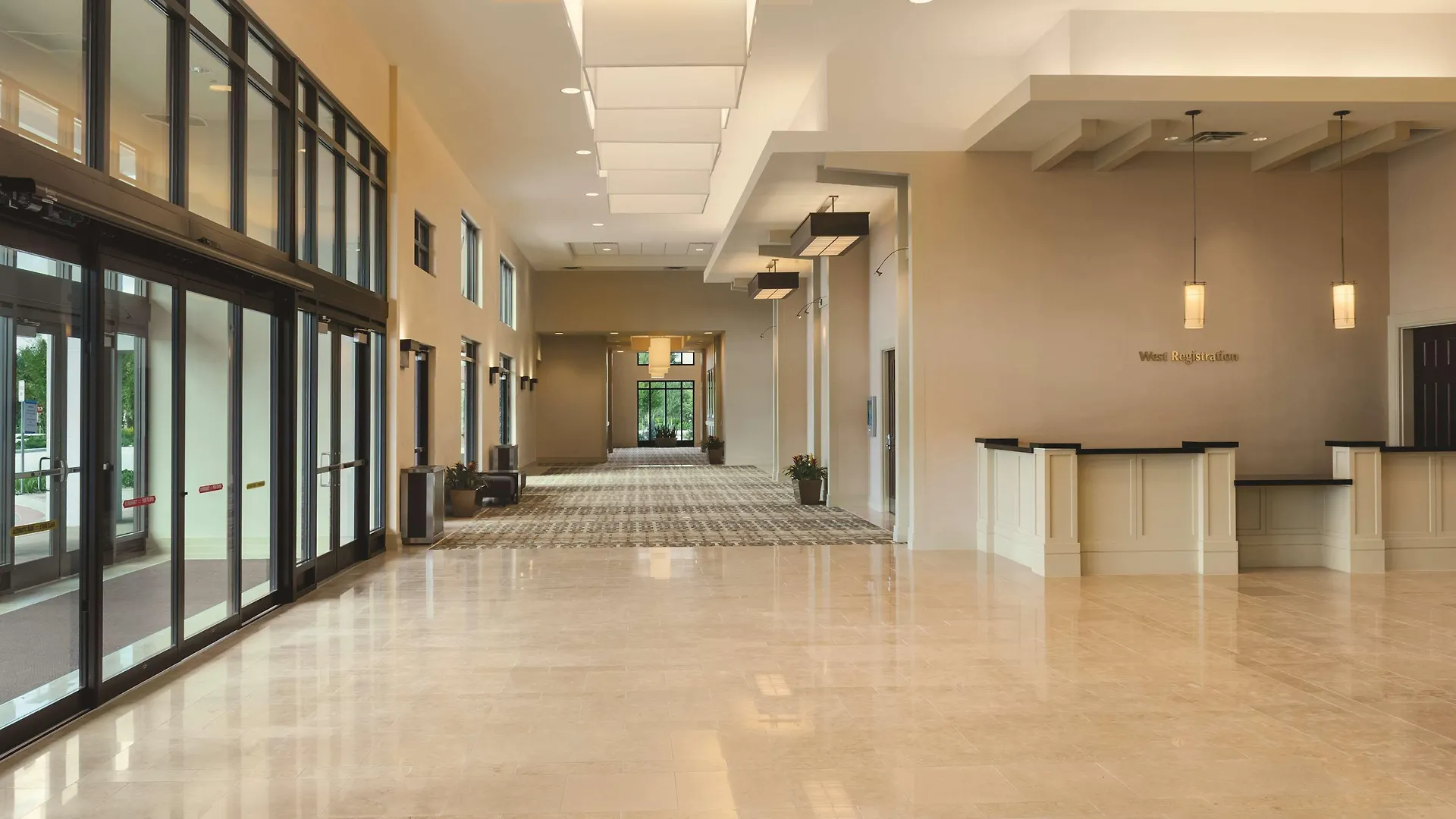 Hotel Embassy By Hilton Orlando Buena Vista South Kissimmee