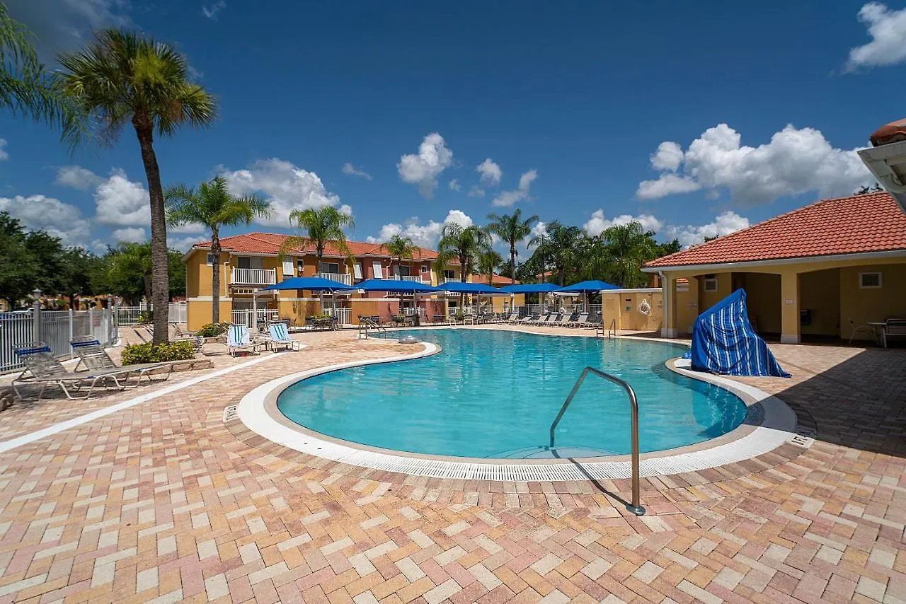 Jc House 4*