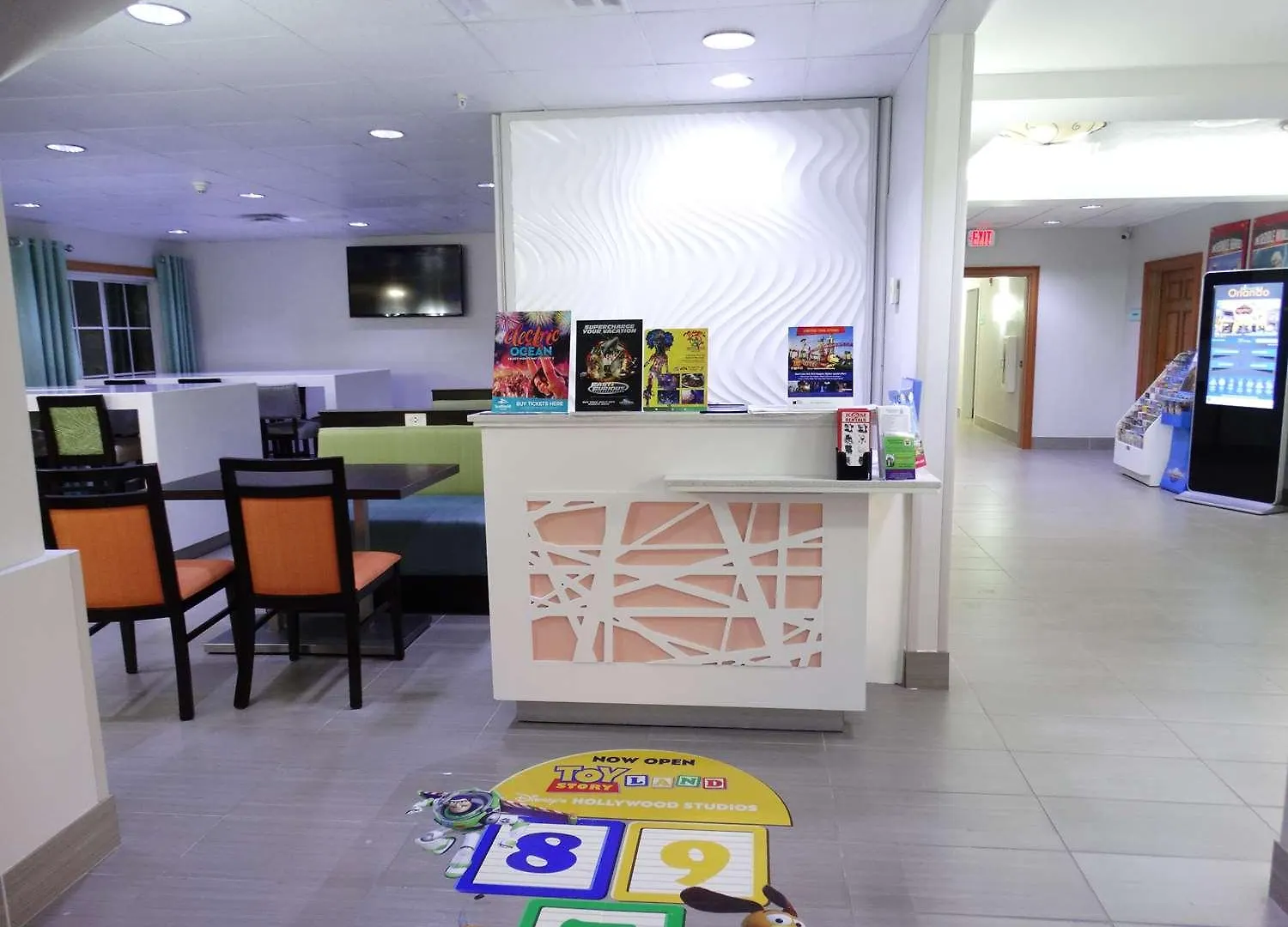 Best Western Plus Orlando Lake Buena Vista South &