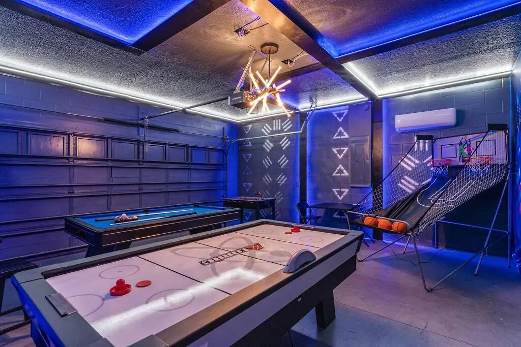 Villa Summer Promo! Star Wars Game Room! Near Disney! Private Pool And Spa! Amenities! Sleeps 16! Kissimmee