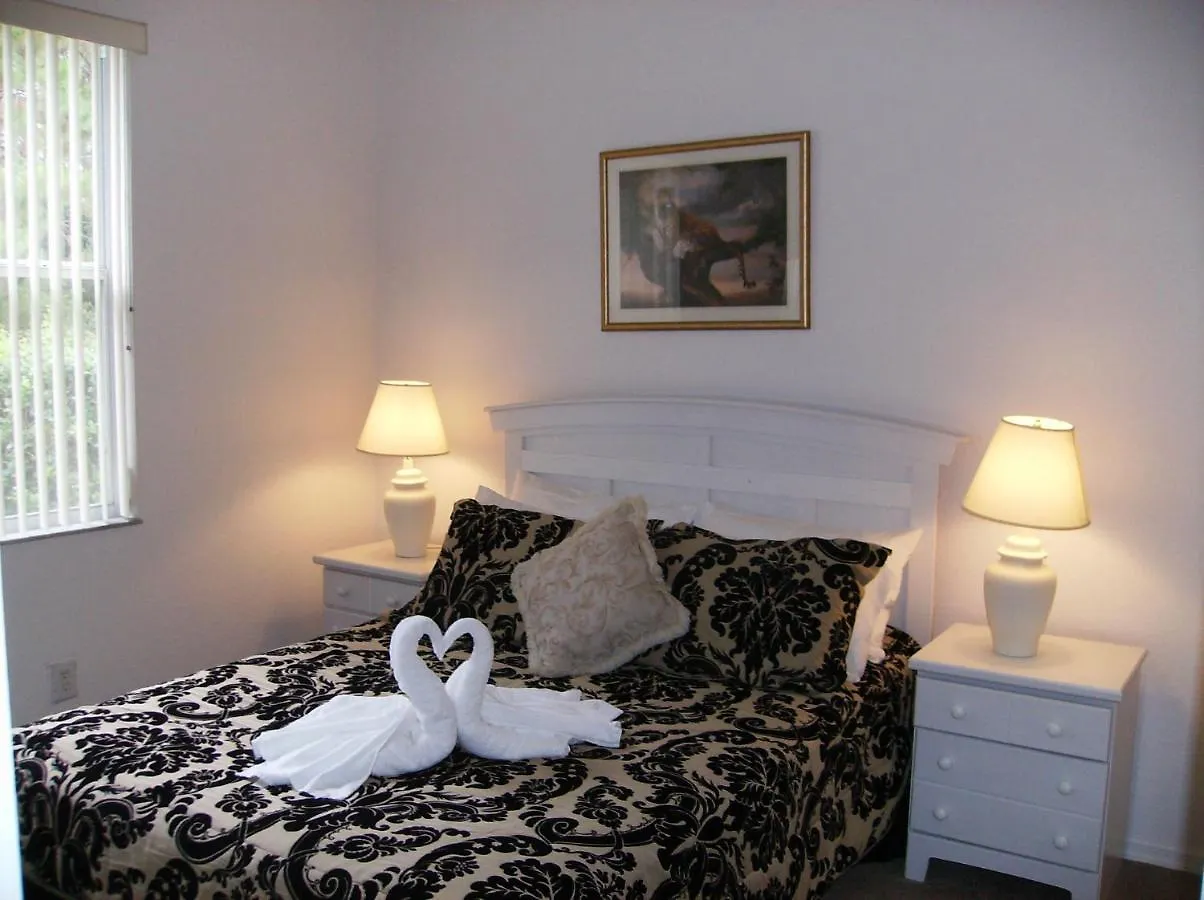 5 Bedroom Budget With Private Pool Four Corners