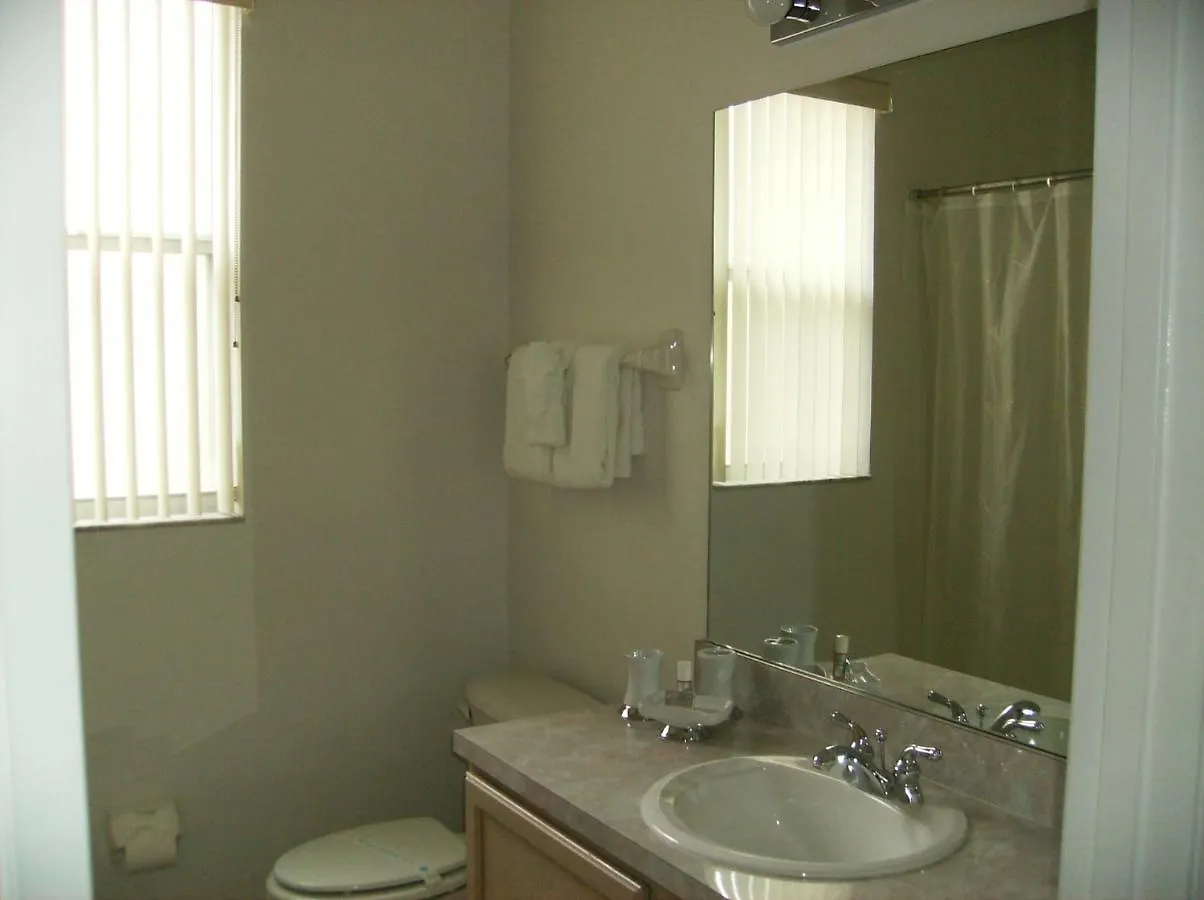 Prázdninový dům 5 Bedroom Budget With Private Pool *
