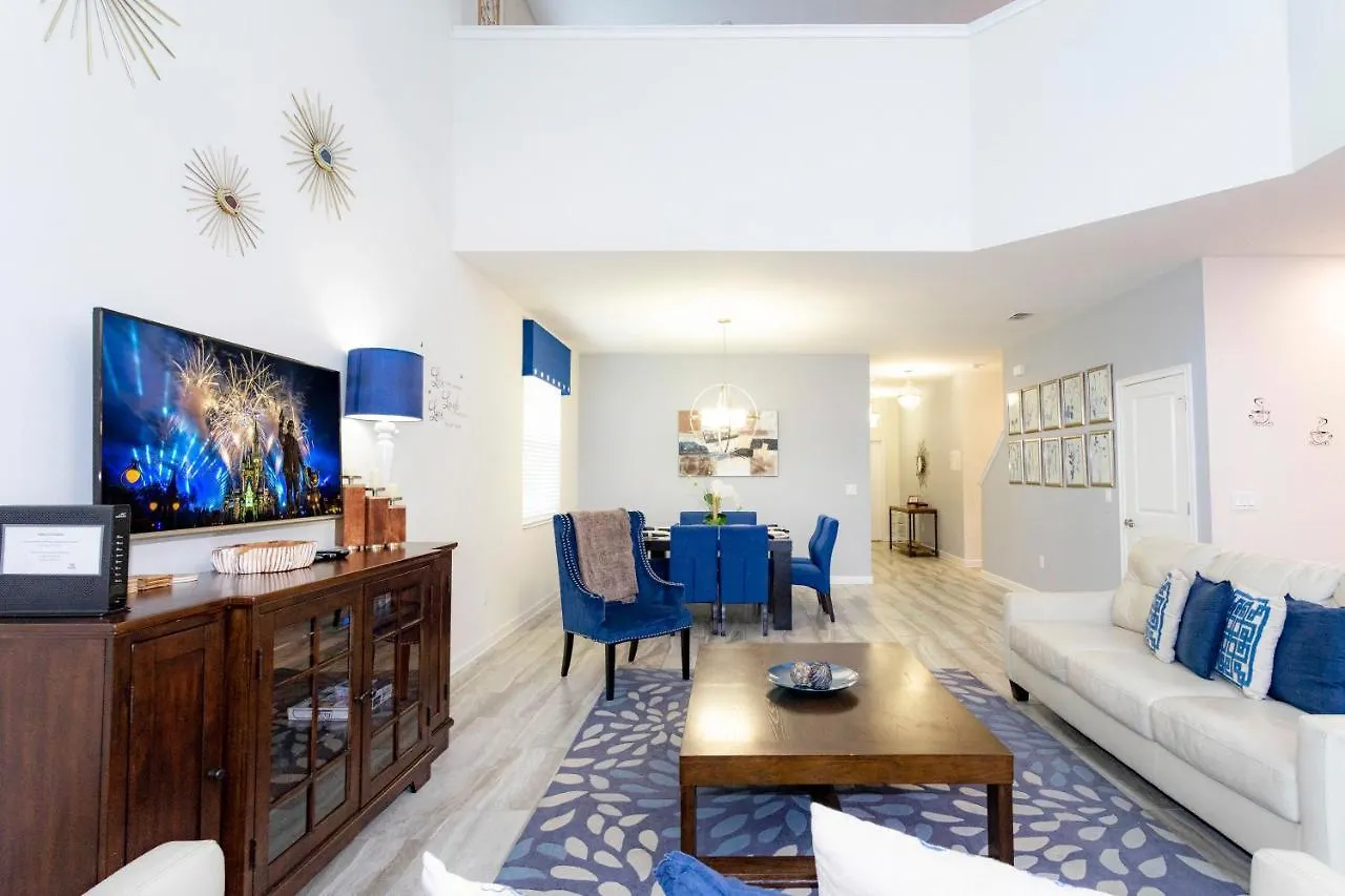 Blue Moon House * 基西米