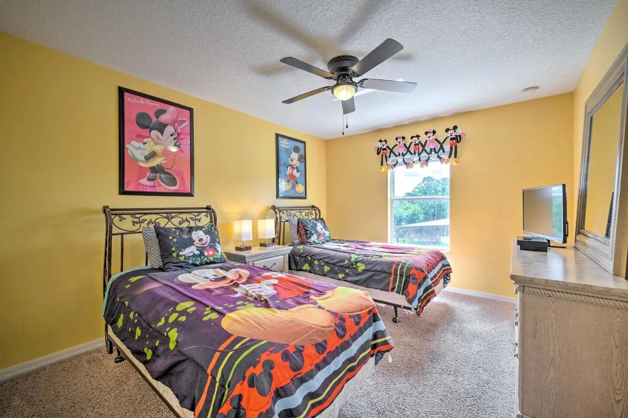 Spacious Family With Game And Pool Holiday home