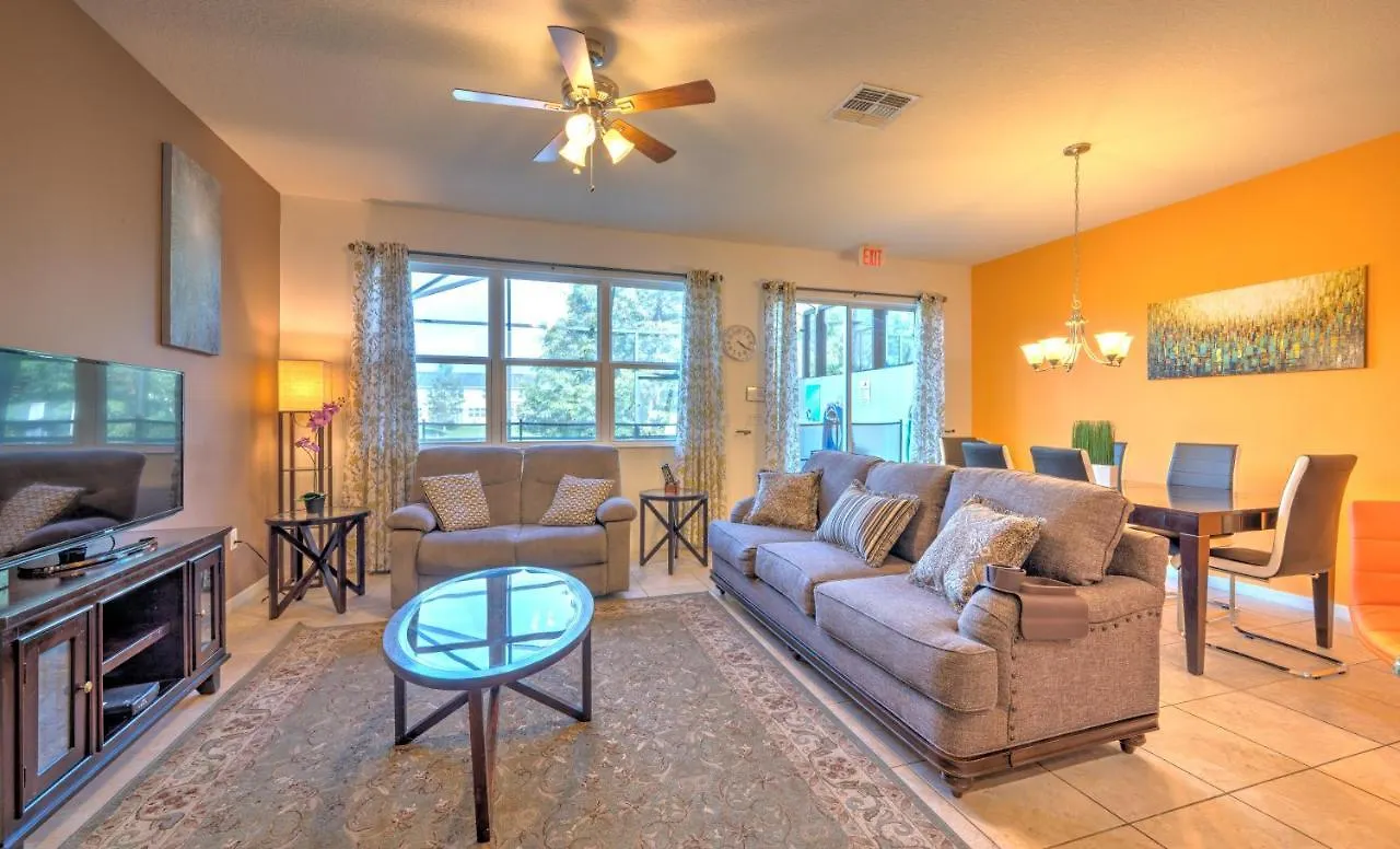 Villa 4 Bedroom Sunhaven Townhouse With Pool Near
