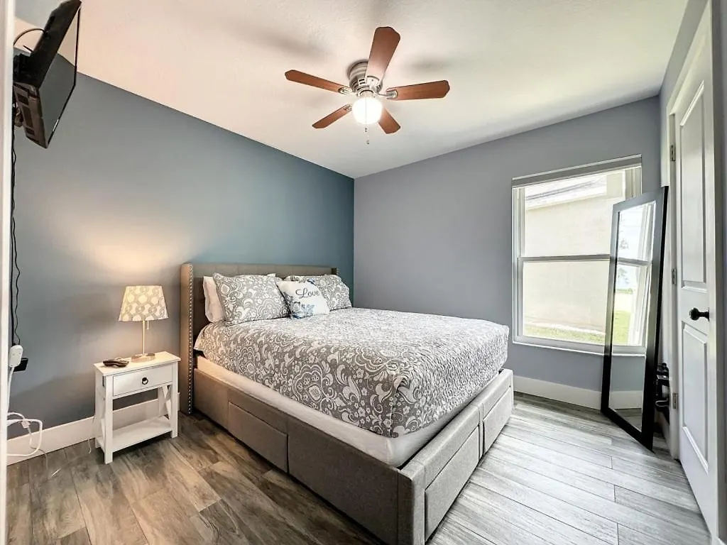 4 Bed 2 Bath Pool Luxury In A
